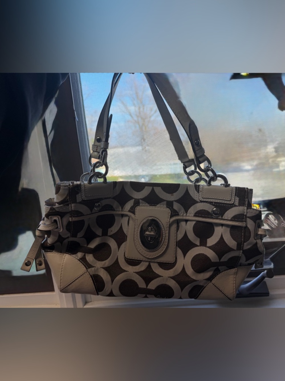 Women's Black and Cream Signature Pattern Shoulder Bag